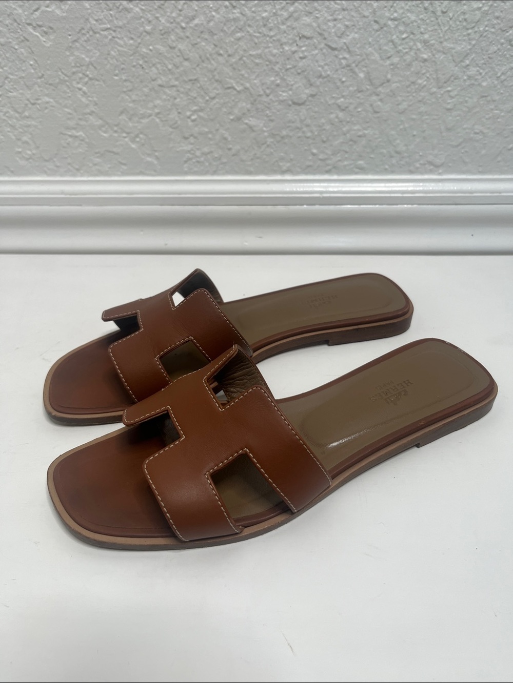 Hermes Oran Sandals Sz 39